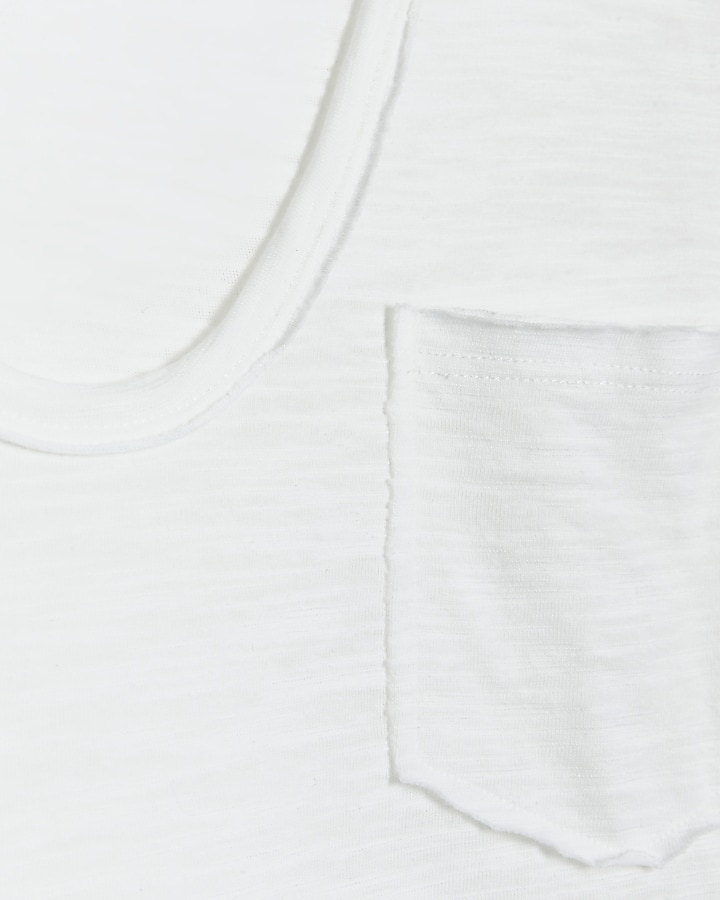 White pocket long sleeve top