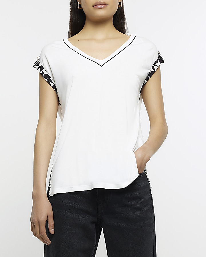White abstract trim t-shirt