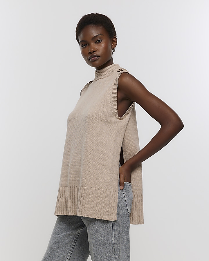 Beige split hem knitted tank top