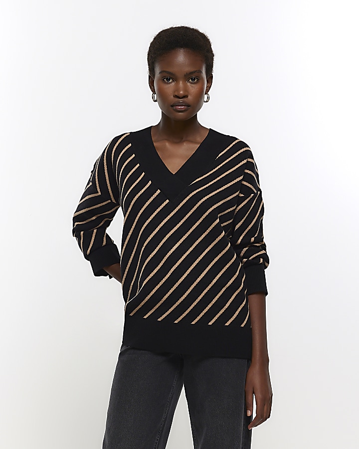 Ladies black 2024 v neck jumpers