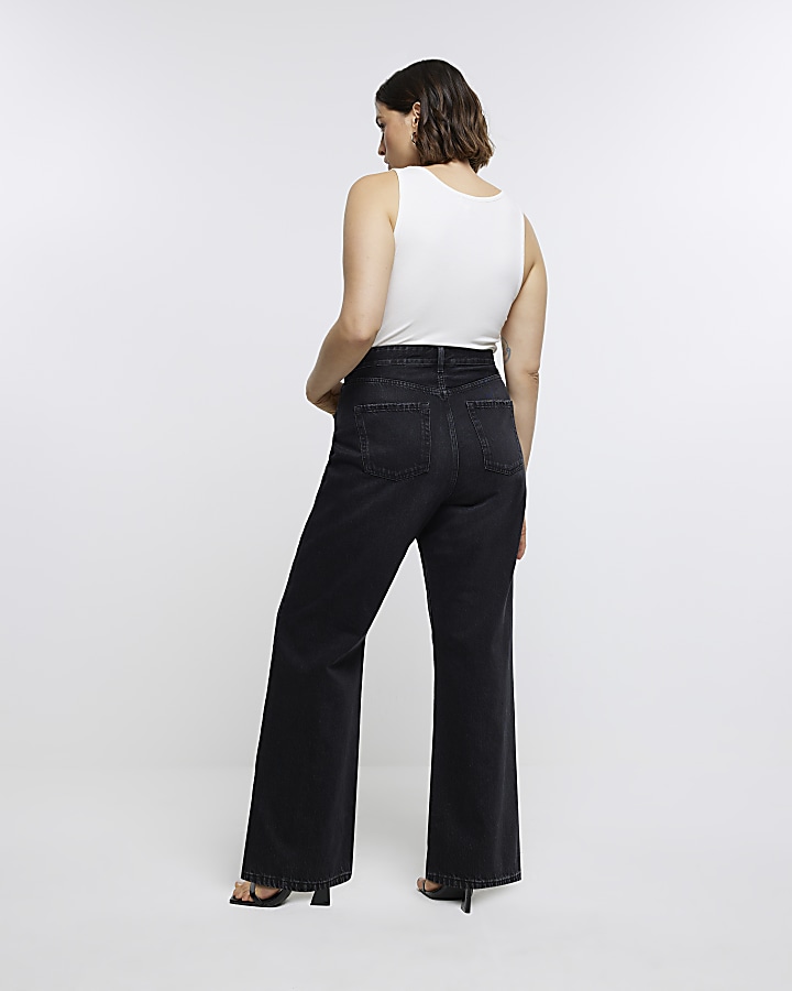 Plus black mid rise relaxed straight jeans | River Island