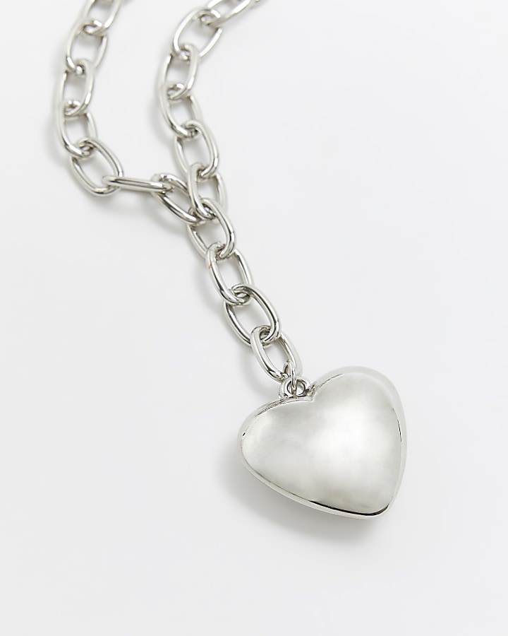 Silver heart necklace