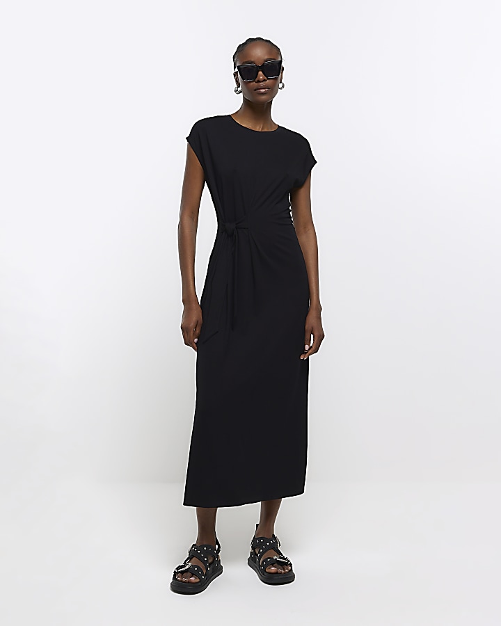 Black tshirt 2024 midi dress