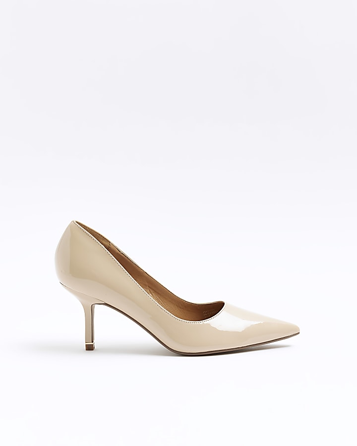 Beige pointed toe heeled court shoes