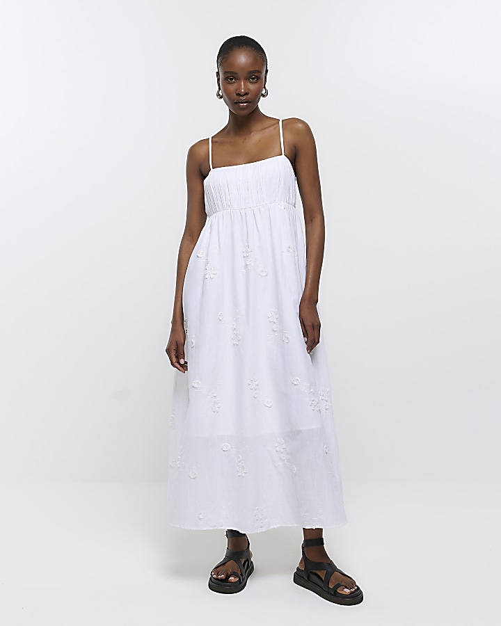 White cami maxi dress | River Island