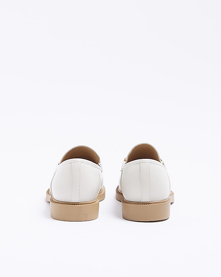 Cream snaffle detail loafers
