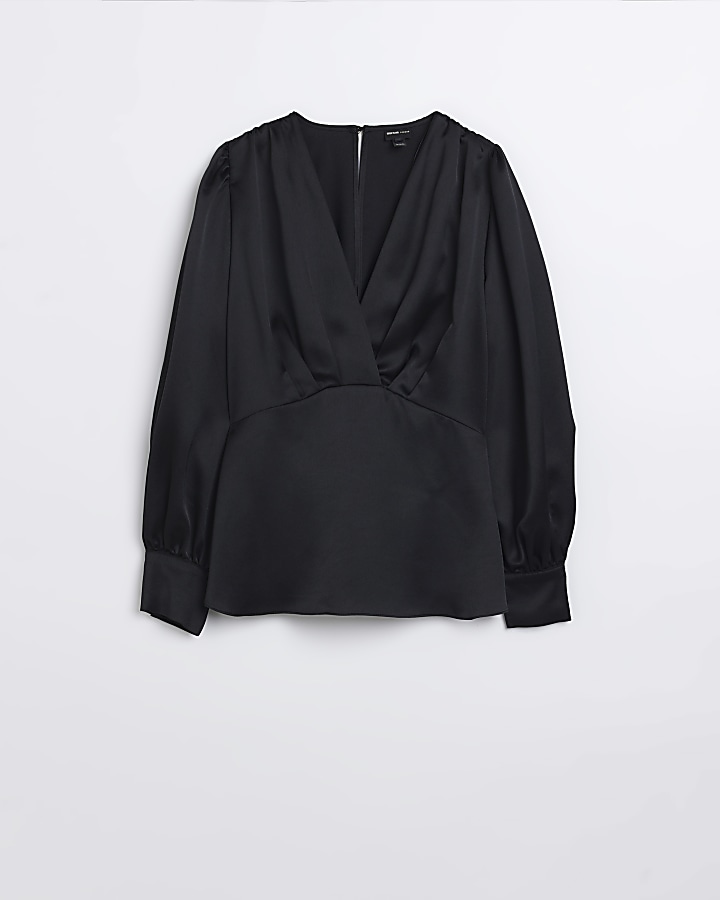 Black long sleeve v neck blouse