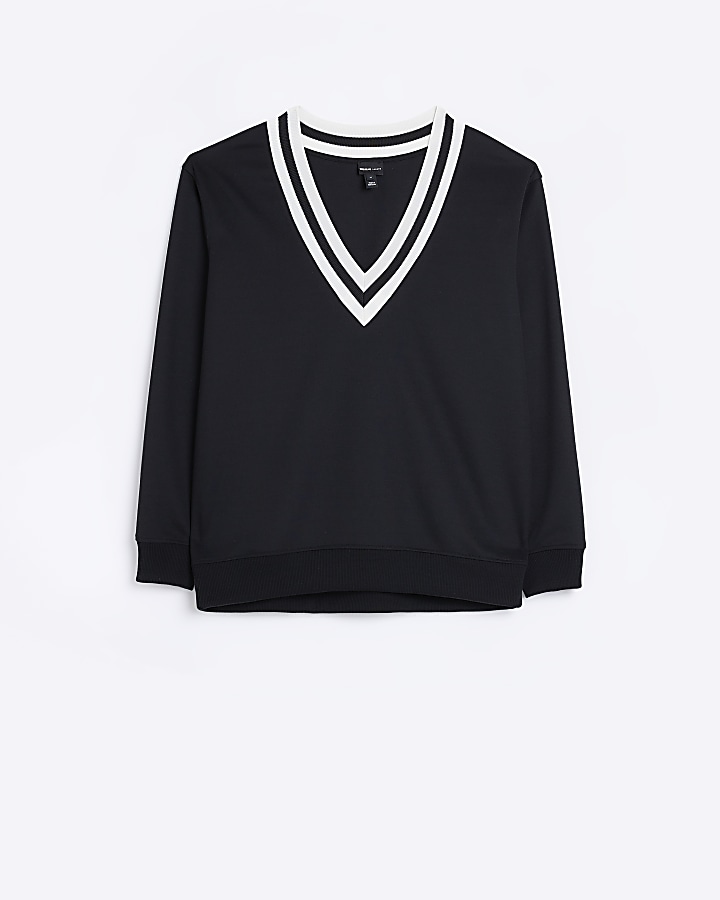 Black v-neck sweatshirt
