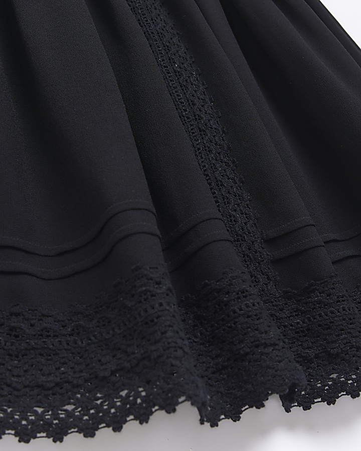 Black lace detail bandeau beach mini dress | River Island