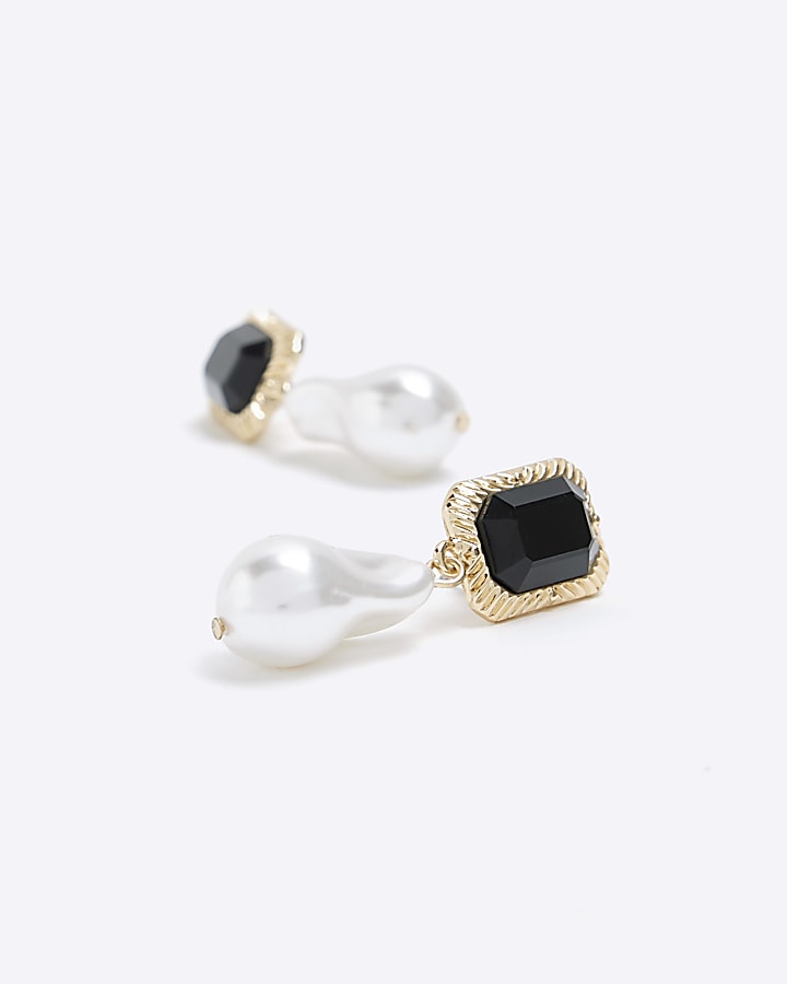 Black pearl drop earrings