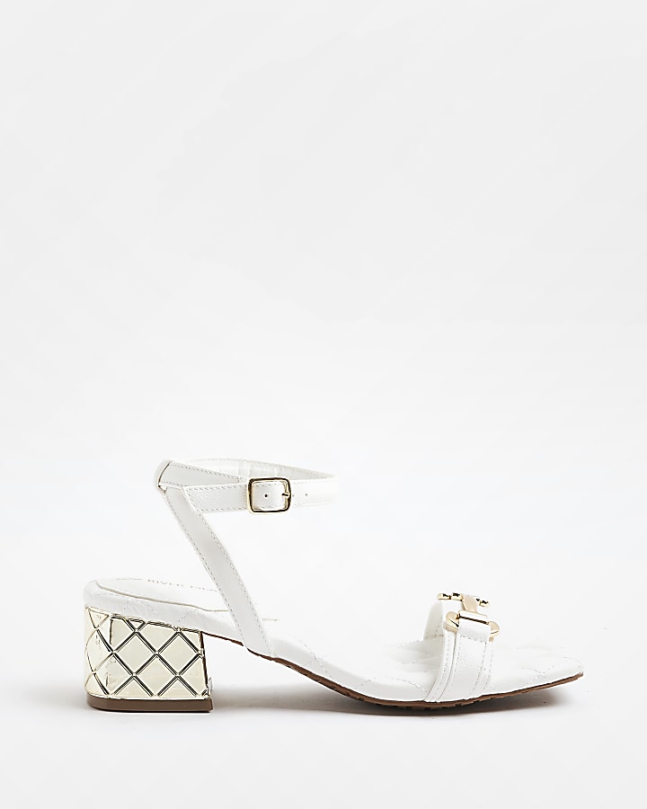 Wide hot sale white sandals