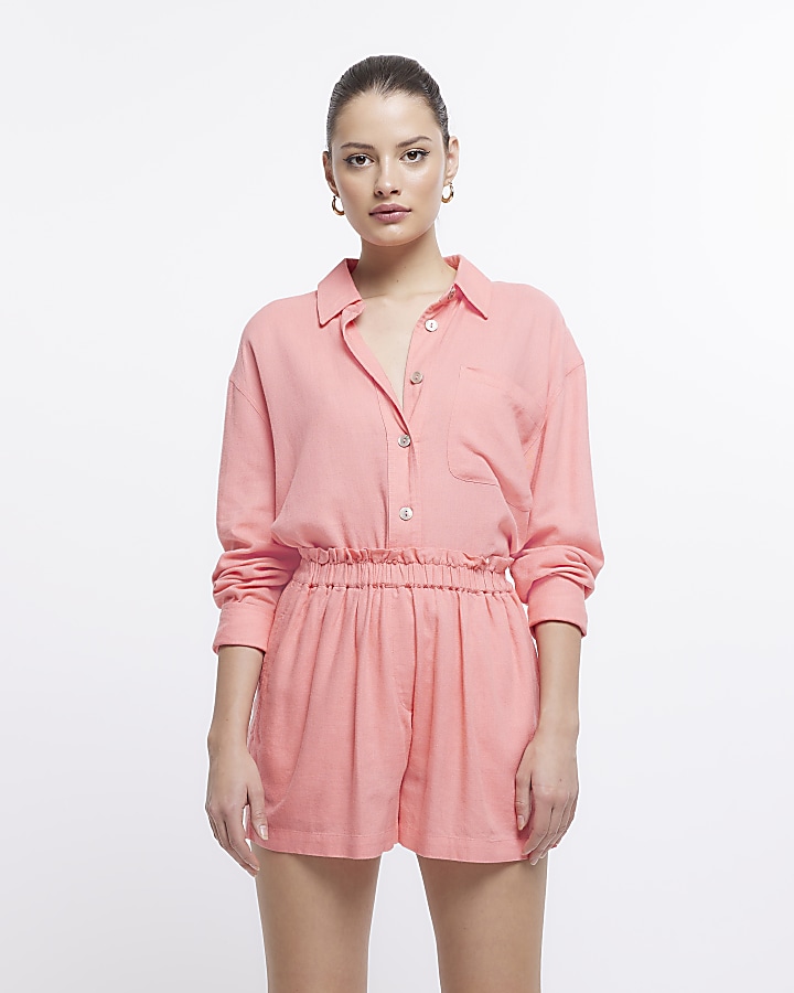 Pink shorts with linen