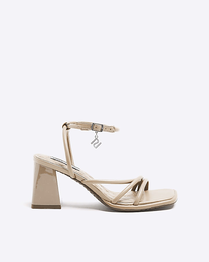 Zayla block best sale heel sandals