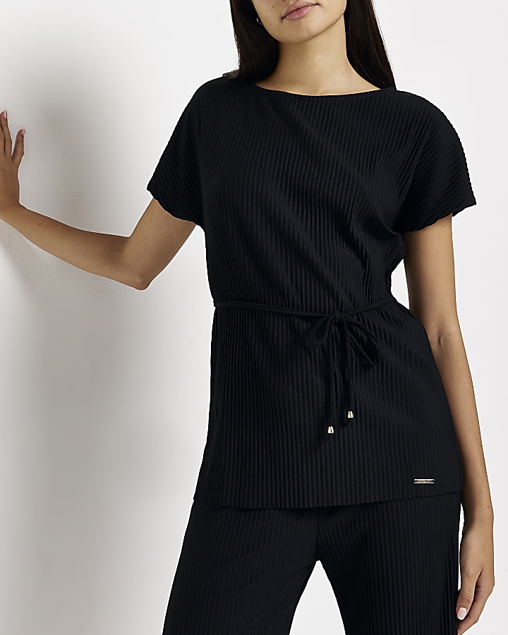 River island store belted top