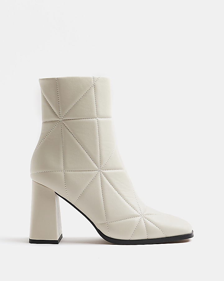 Cream wide fit quilted heeled ankle boots