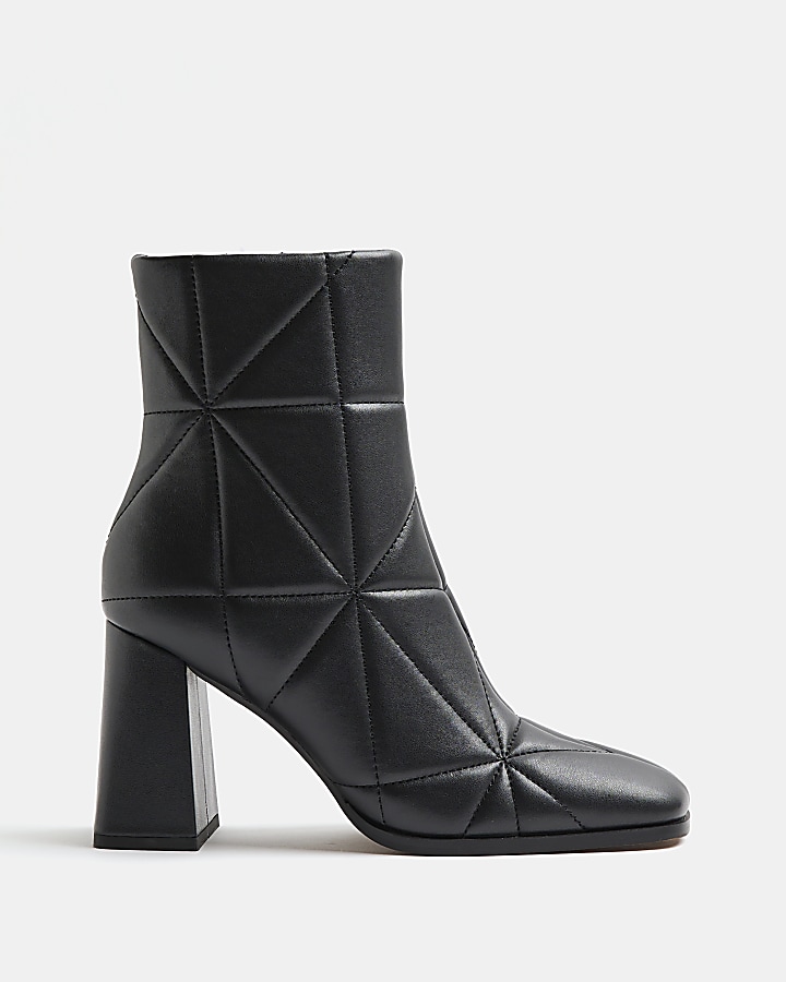 Black ankle boots outlet with grip