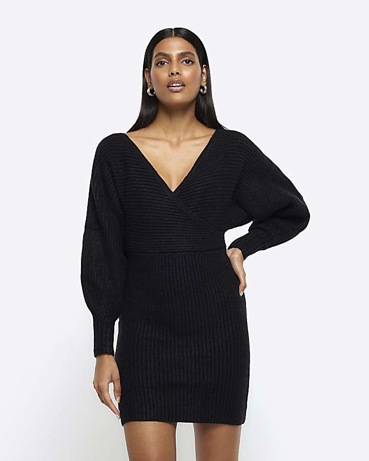 Black long shop sleeve sweater dress