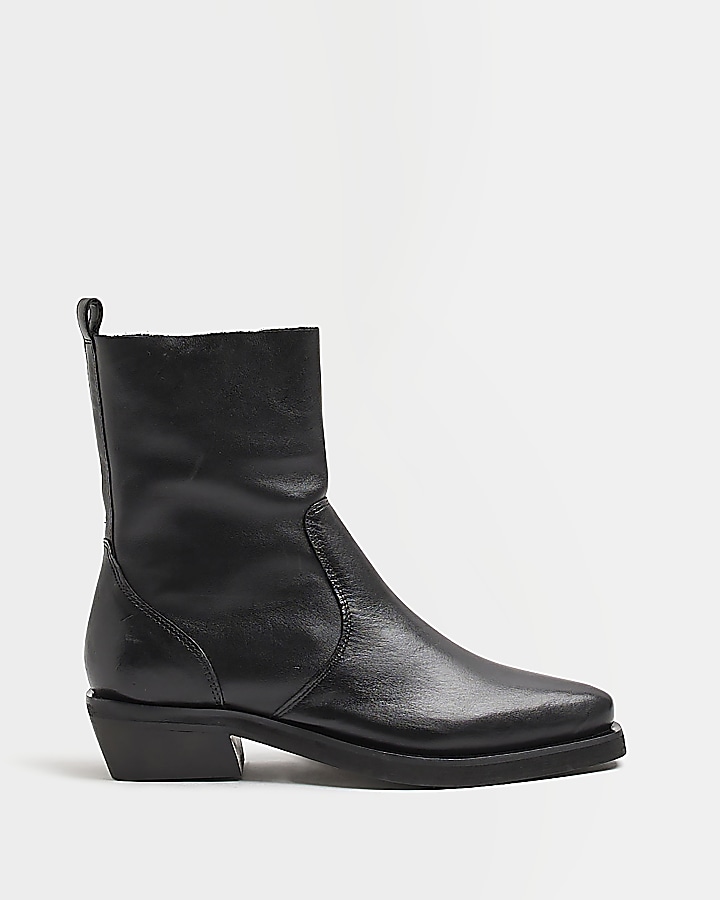 Black boots hot sale river island