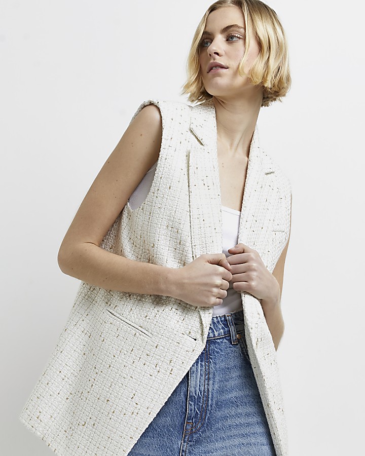 Cream boucle sleeveless blazer