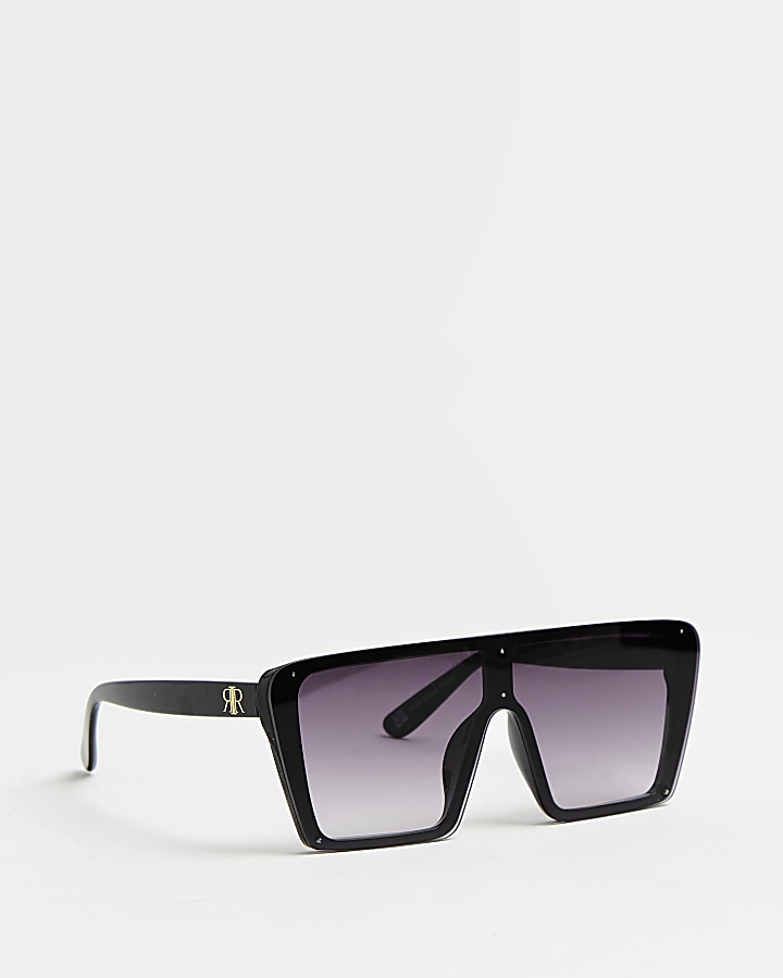 Black oversized visor sunglasses