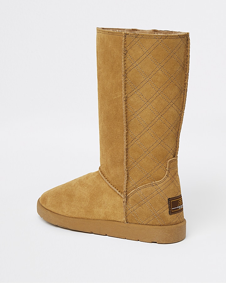 Brown quilted faux fur lined boots