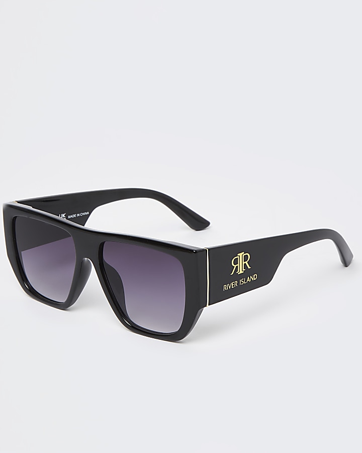 Black chunky frame oversized sunglasses
