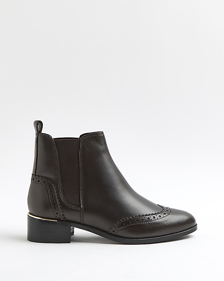Brown brogue Chelsea boots