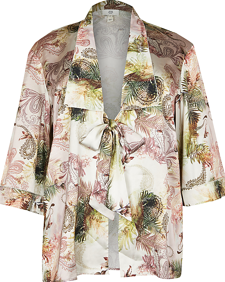 Plus pink printed kimono robe
