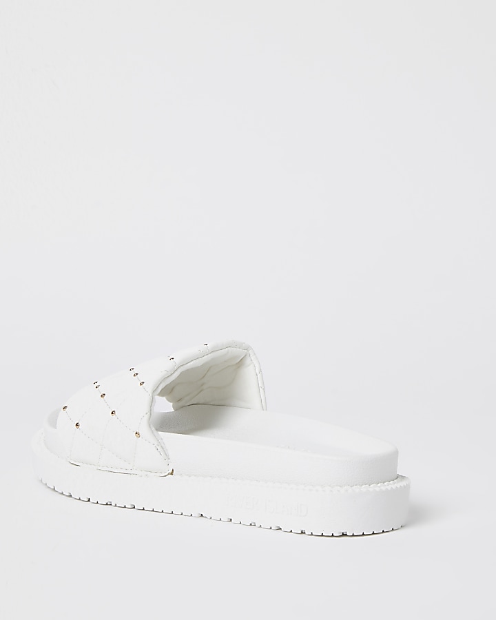 White RI padded chunky quilted sliders