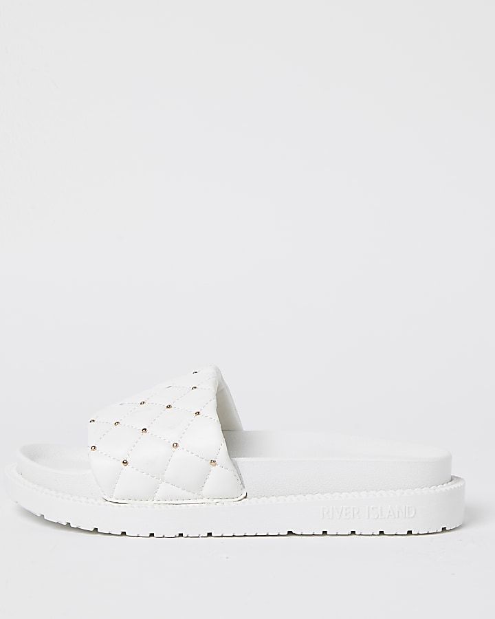 White RI padded chunky quilted sliders