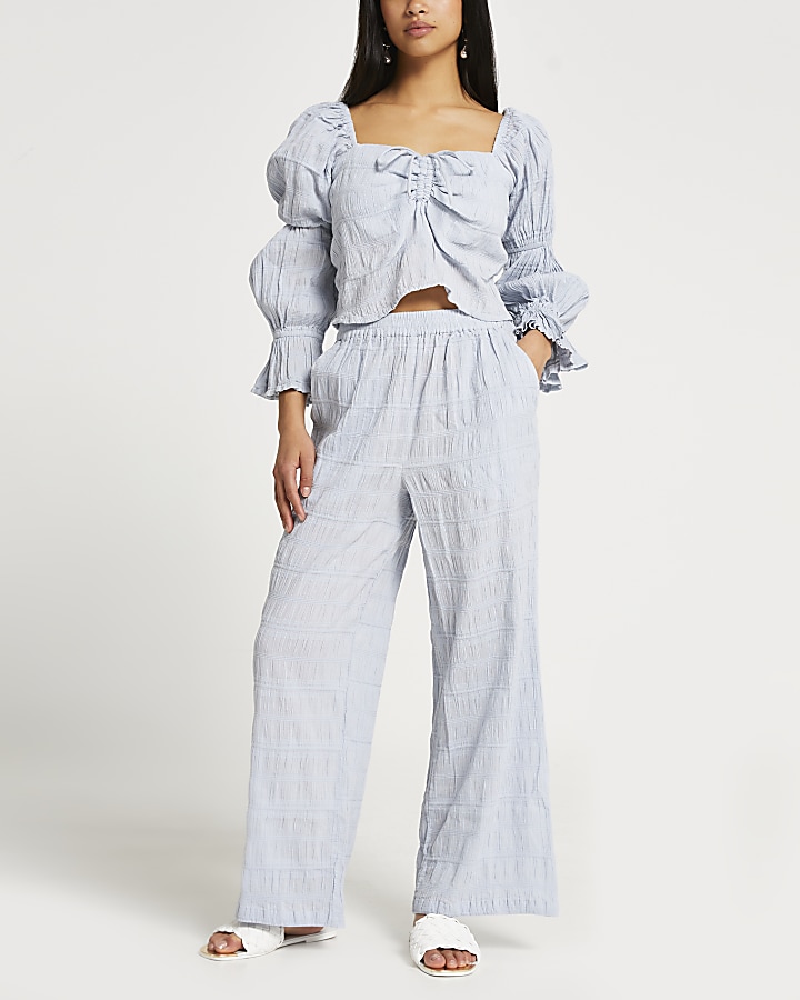 Petite blue ruched puff sleeve crop top