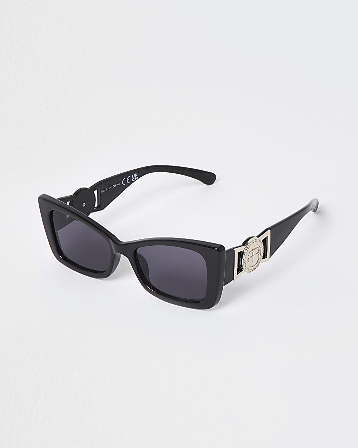 Black flared cat eye sunglasses