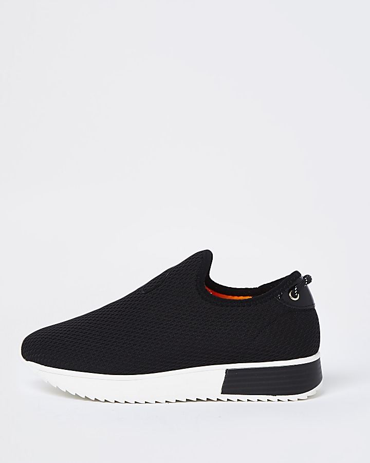 Black wide fit 'River' runner trainers