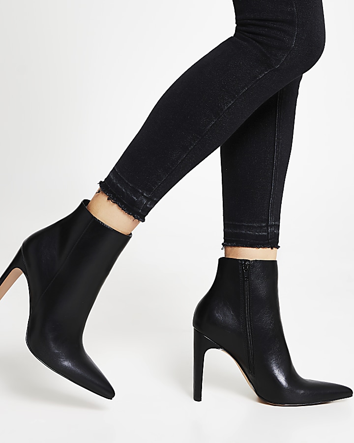 Black ankle skinny heel boots