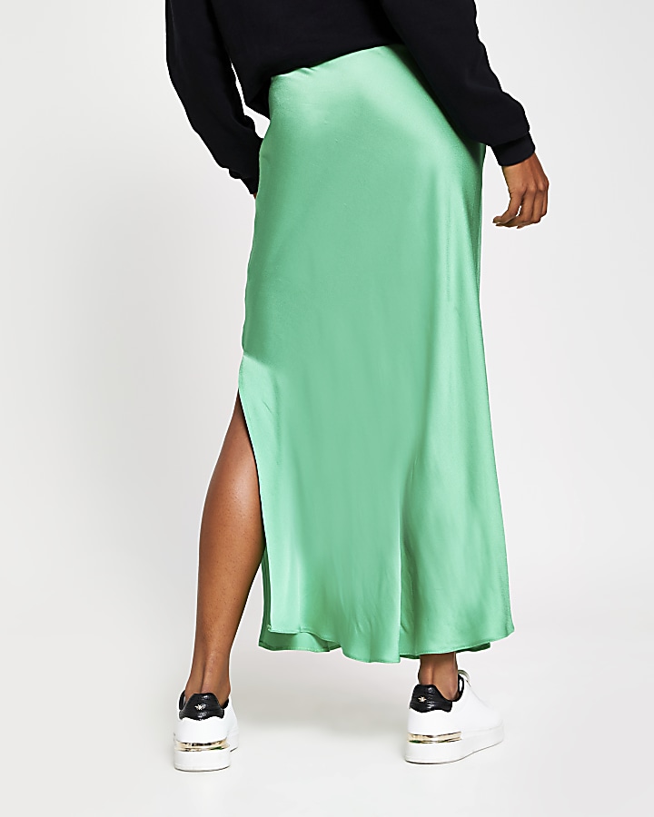 Green side split satin skirt