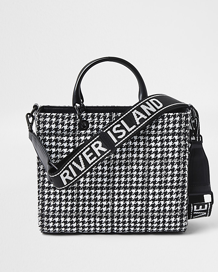 Black dogtooth boxy quilted tote bag