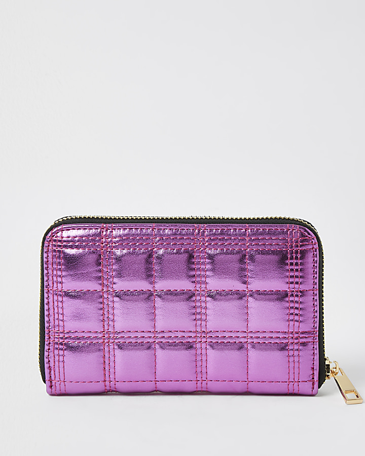 Pink patent quilted zip purse