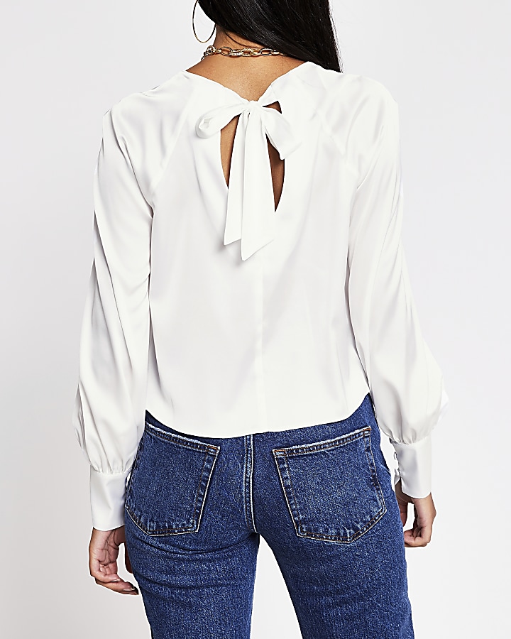 White long sleeve balloon sleeve blouse