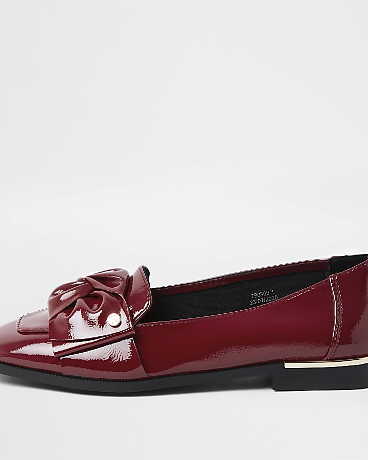 Red faux leather bow loafers