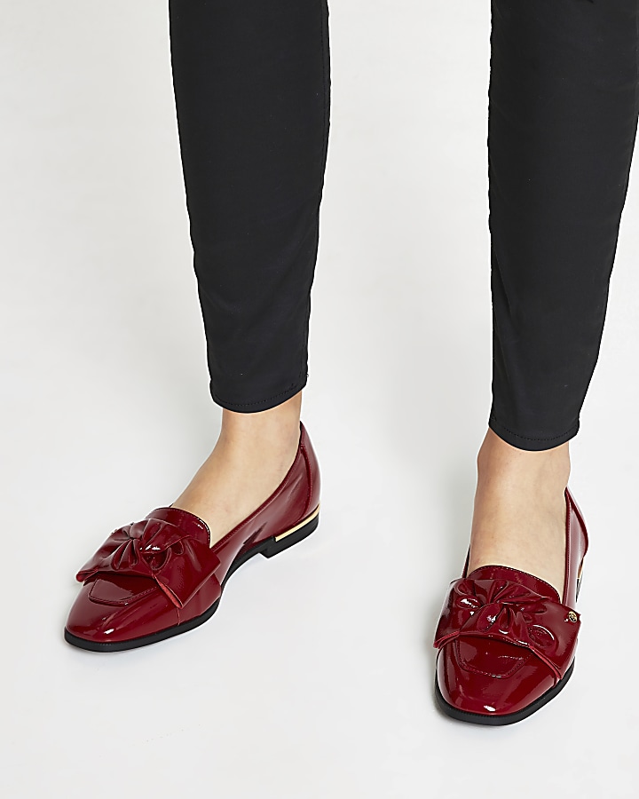 Red faux leather bow loafers