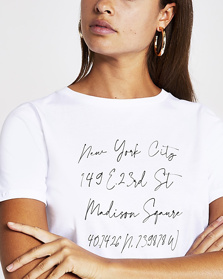 White New York script t-shirt