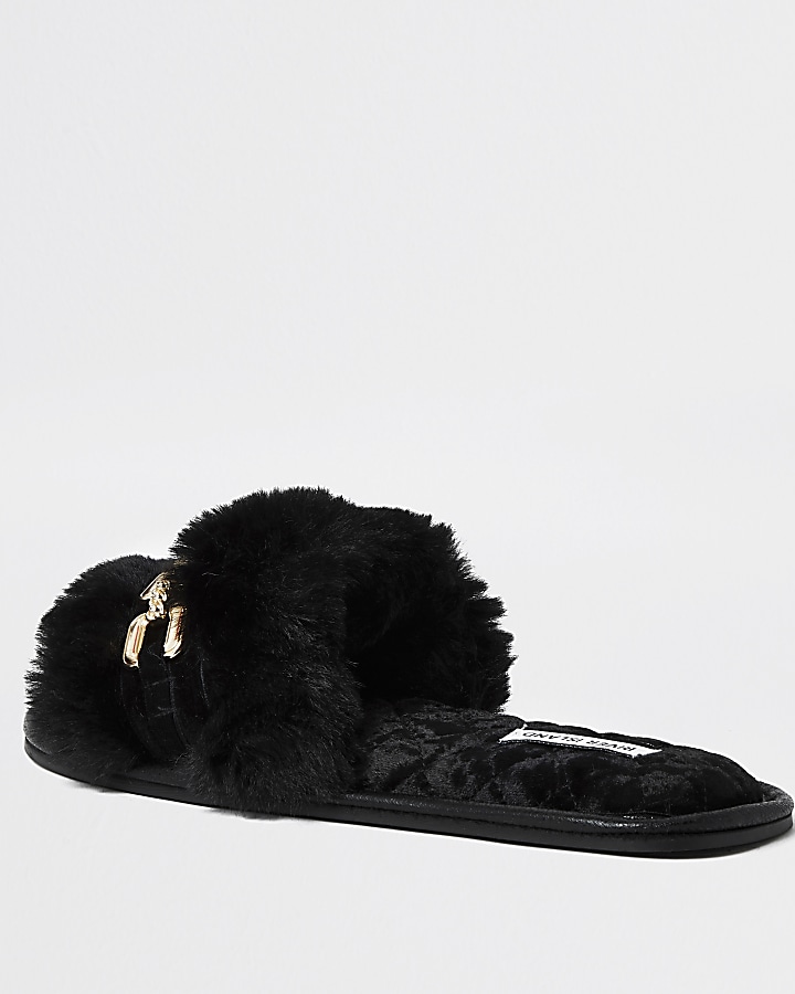 Black faux fur open toe slippers