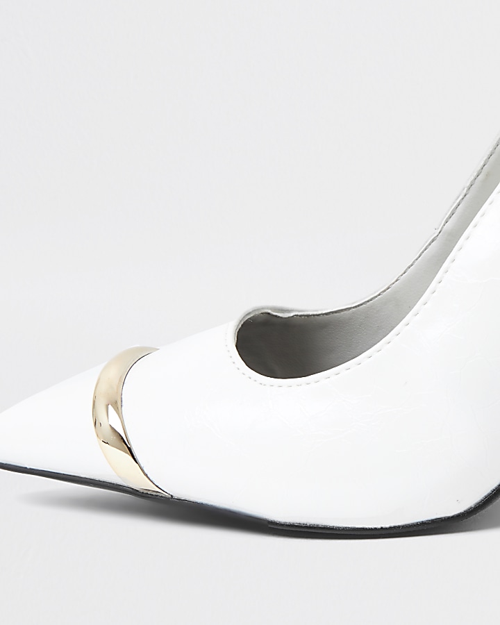 White metal toe sling back court heel