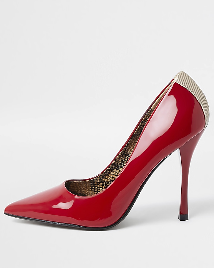 Red patent court heel shoe