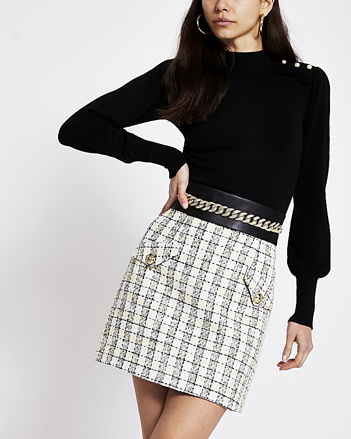 Cream boucle check chain waist mini skirt