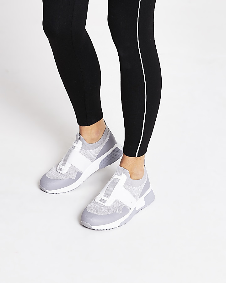 Grey elasticated knitted runner trainers