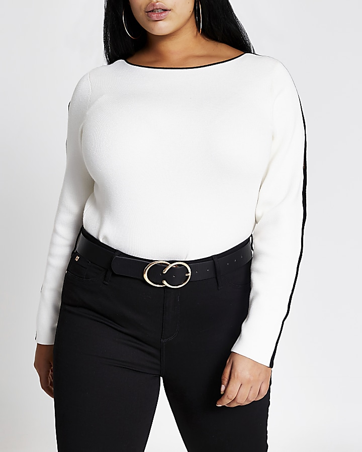 Plus cream cutout sleeve knitted top
