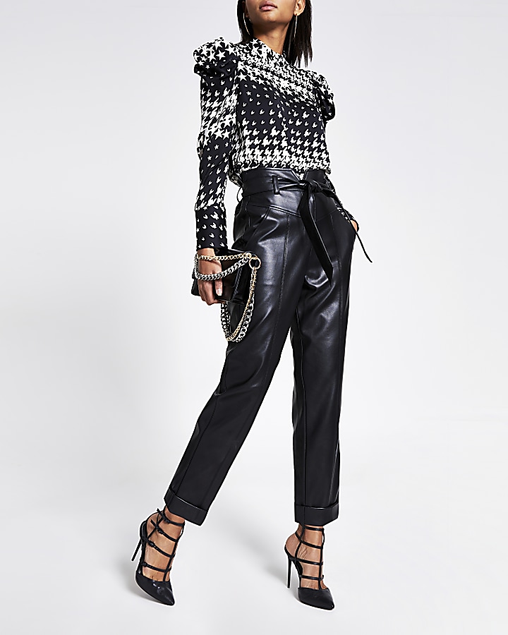 Black dogtooth puff sleeve blouse