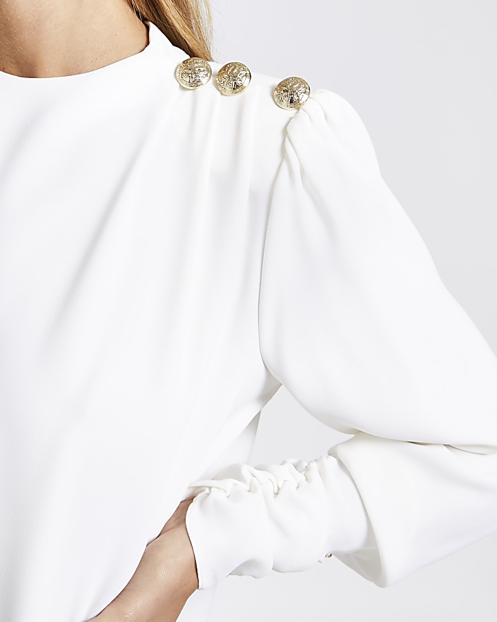 White button shoulder swing dress