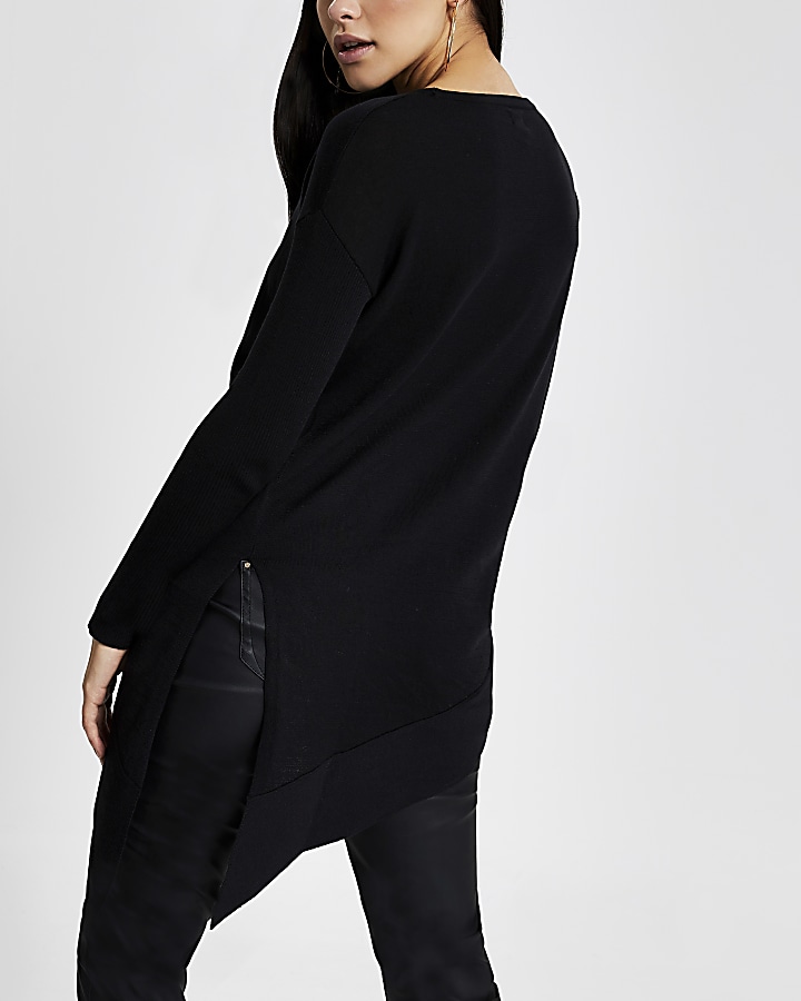 Black asymmetric hem long sleeve jumper